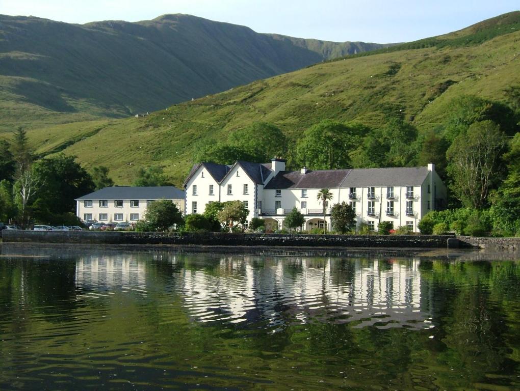 Leenane Hotel Leenaun Bagian luar foto