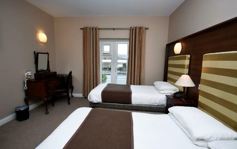 Leenane Hotel Leenaun Bagian luar foto